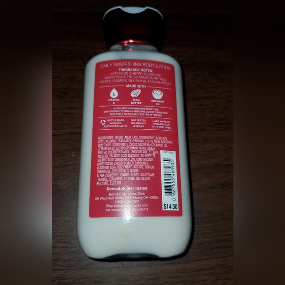 Japanese Cherry Blossom Body Lotion 8fl oz - Picture 3 of 5